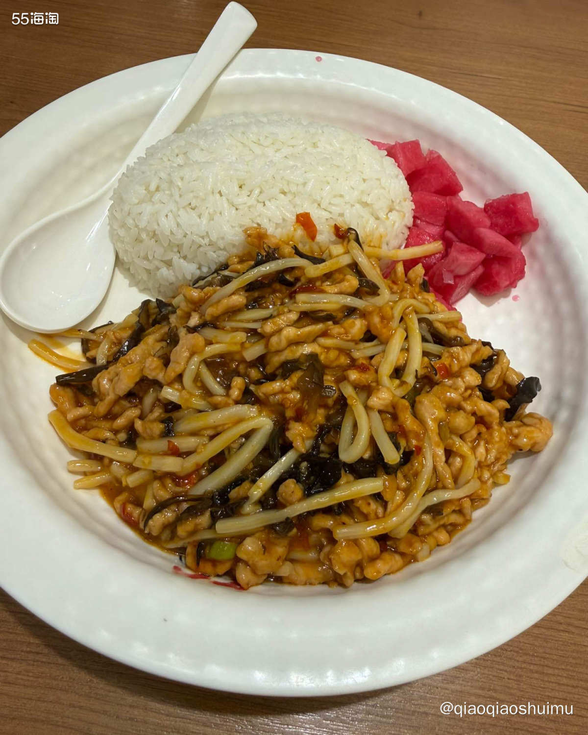 昨天去家属单位，晚上又去吃了这家只在这块儿开的小店。 竟然有