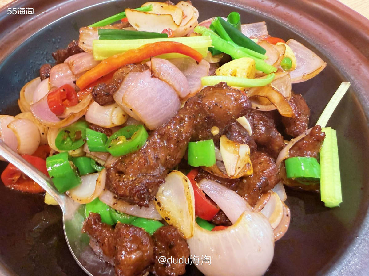 💦今天带娃出来玩顺便洗个车，就在洗车附近商场吃的午餐，选了