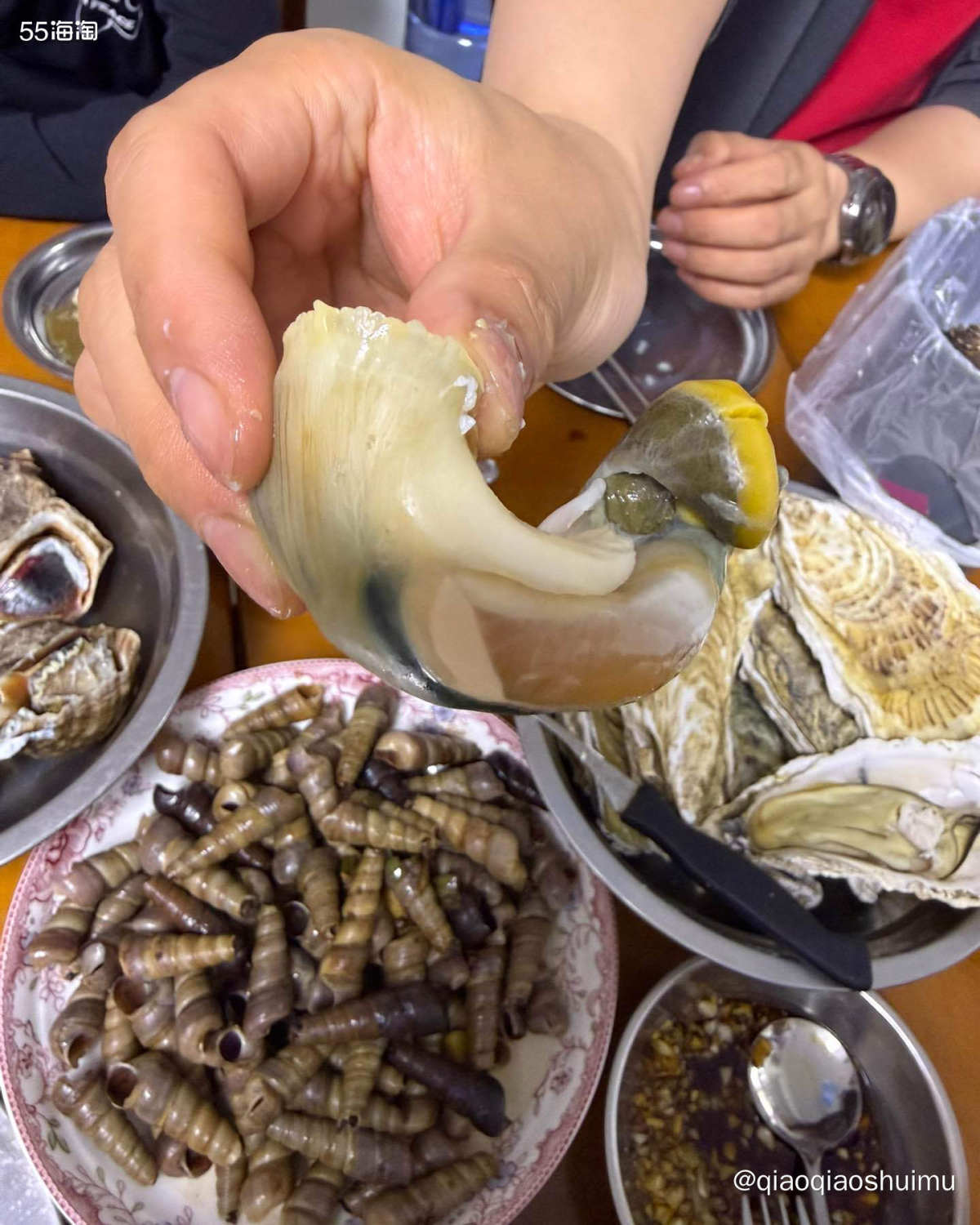 往年回家，天天在外面跑，在家都吃不上几顿饭，这次每天出去玩，