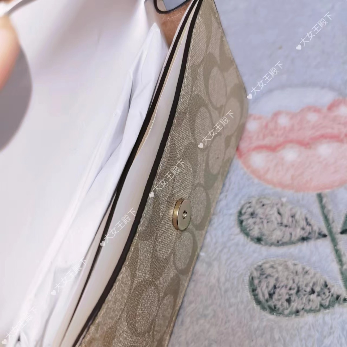 ☑️开箱： coach morgan20奶茶是链条包  ☑️