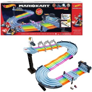Hot Wheels Mario Kart Rainbow Road Raceway