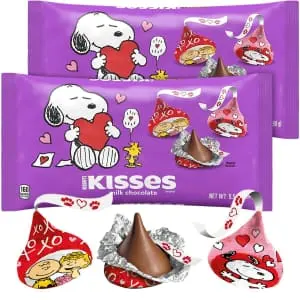Hershey Kisses Snoopy & Friends 9.5-oz. Bag